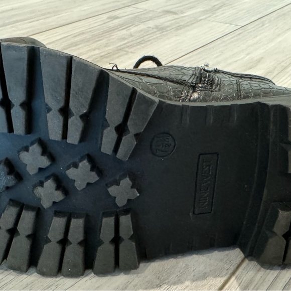 Nine West Piercy Women’s Combat Boots Size 7 1/2 - Picture 4 of 5